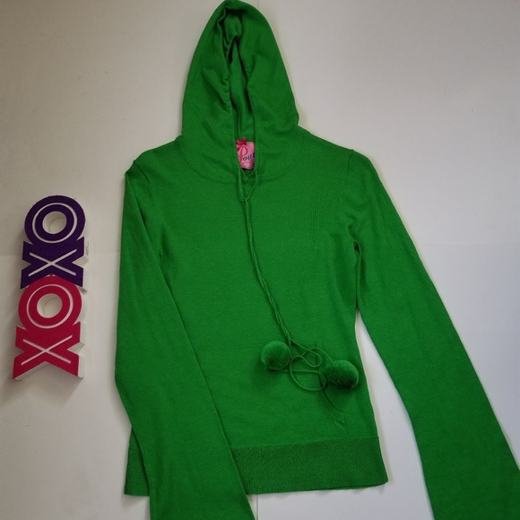 Victoria's Secret Tops - ⬇️$14 VICTORIA'S SECRET pout long sleeve hoodie